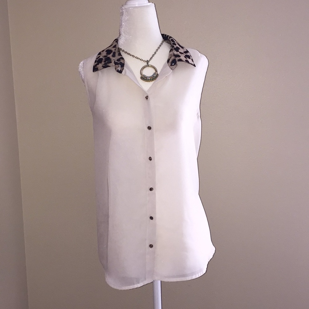 Romeo & Juliet Couture sheer sleeveless top size S
